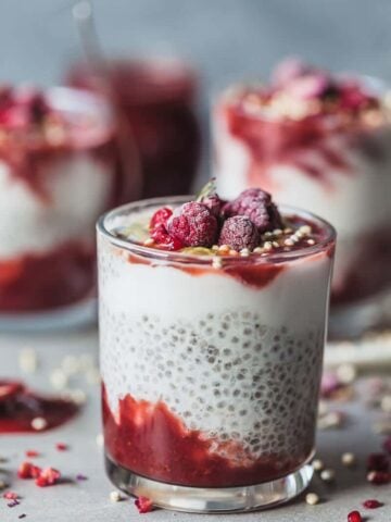 keto vegan coconut chia pudding