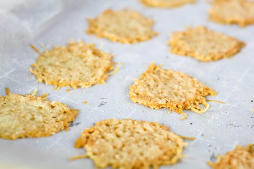 baked-parmesan-crisps