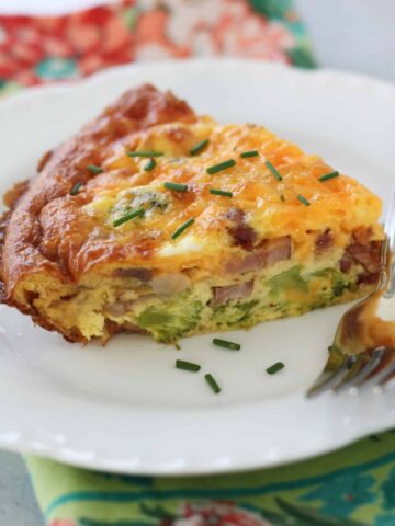 keto quiche for a brunch on a plate