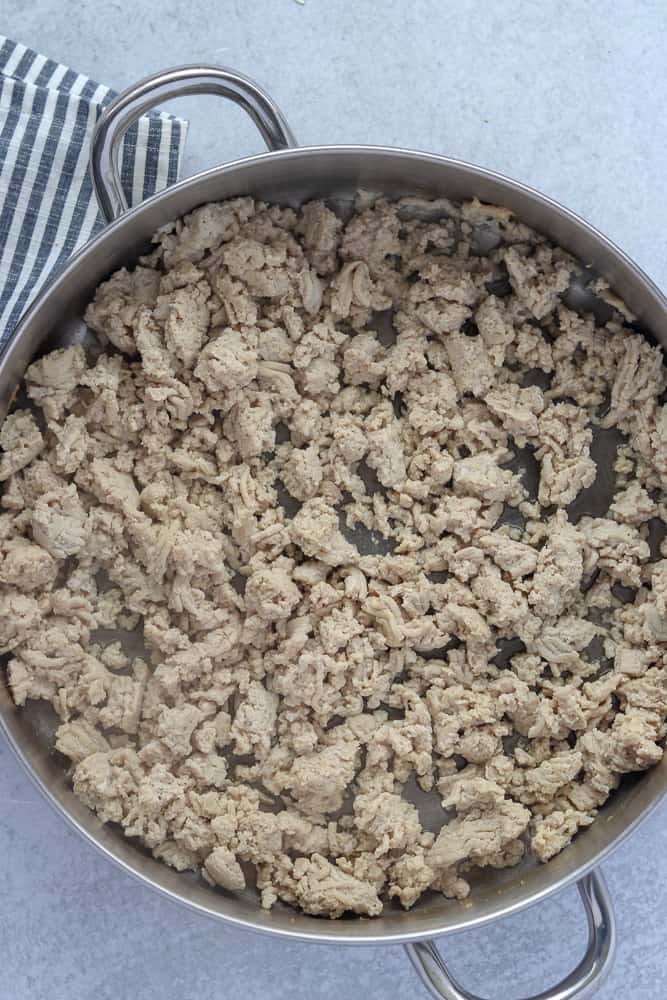 brown the chicken for keto chicken chili