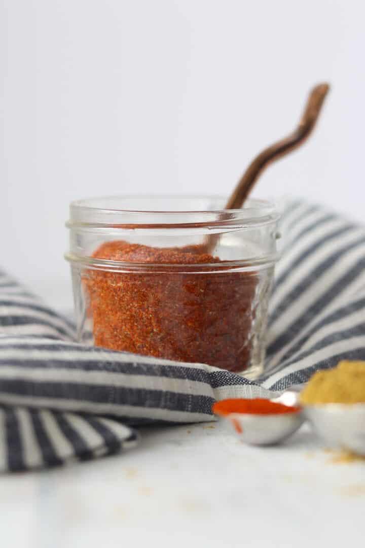 taco seasoning keto friendly in a mason jar