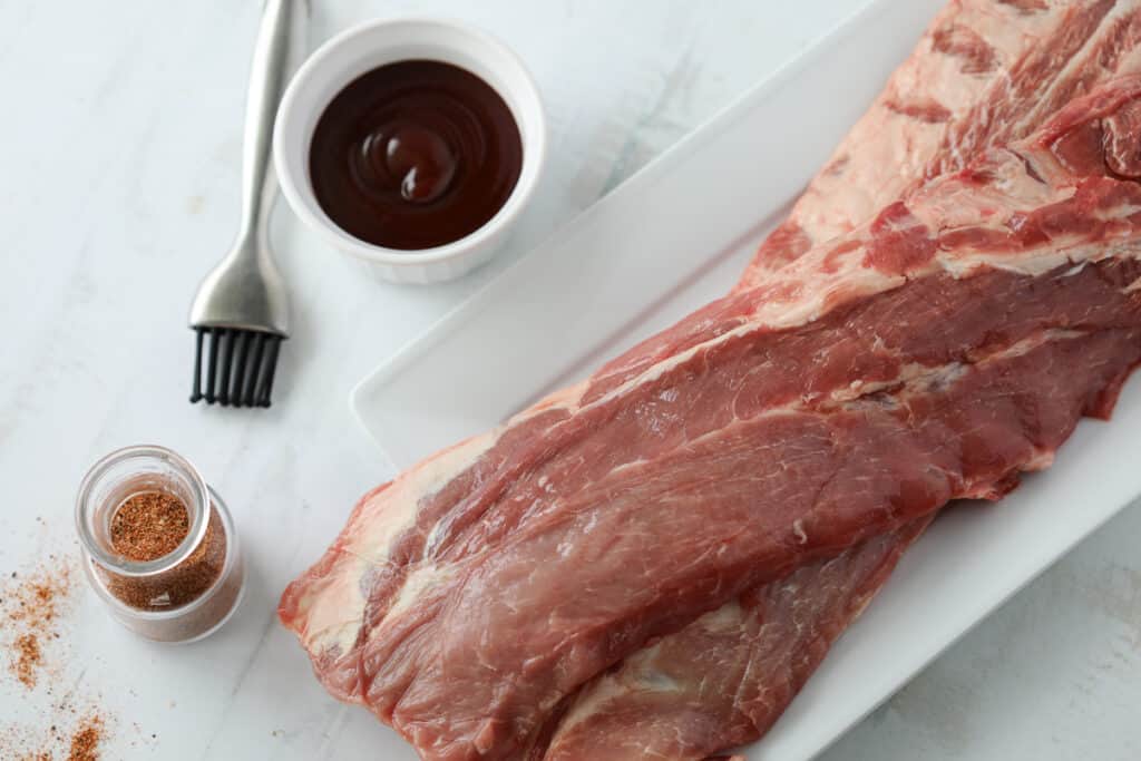keto ribs with dry rub and BBQ sauce