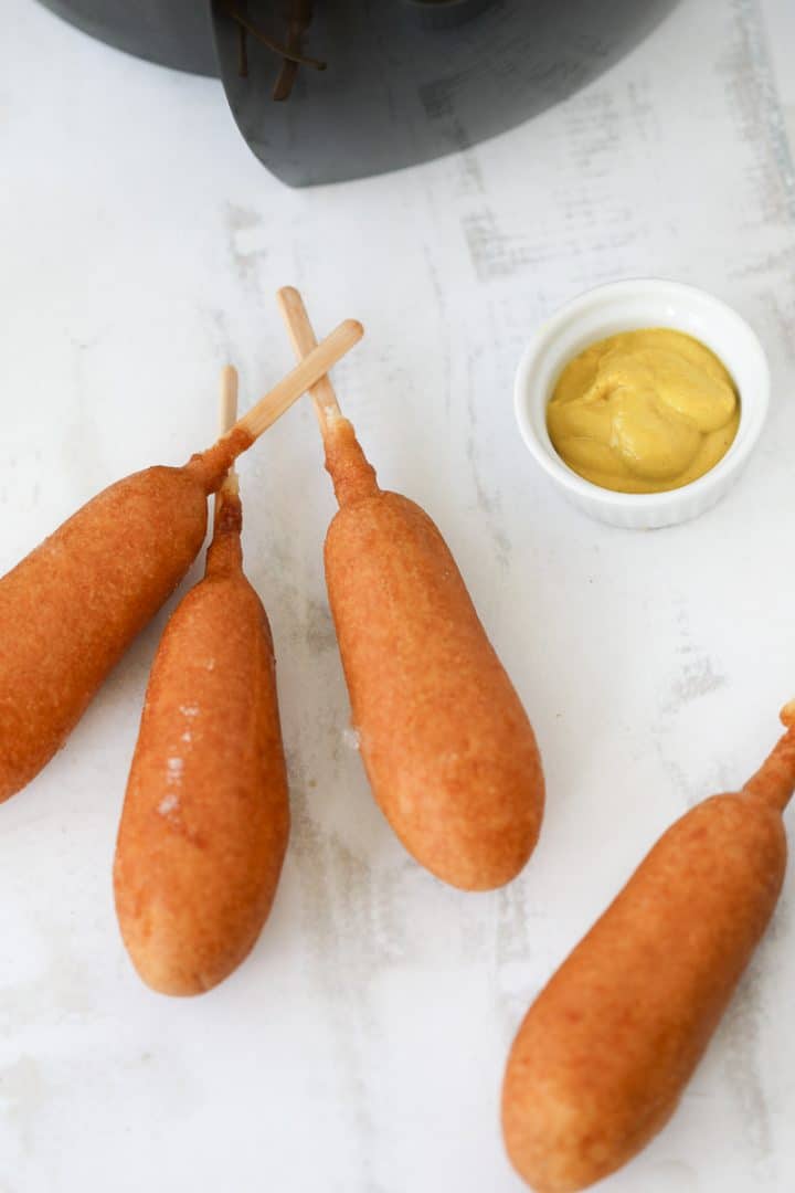 corns dogs in air fryer ingredients image