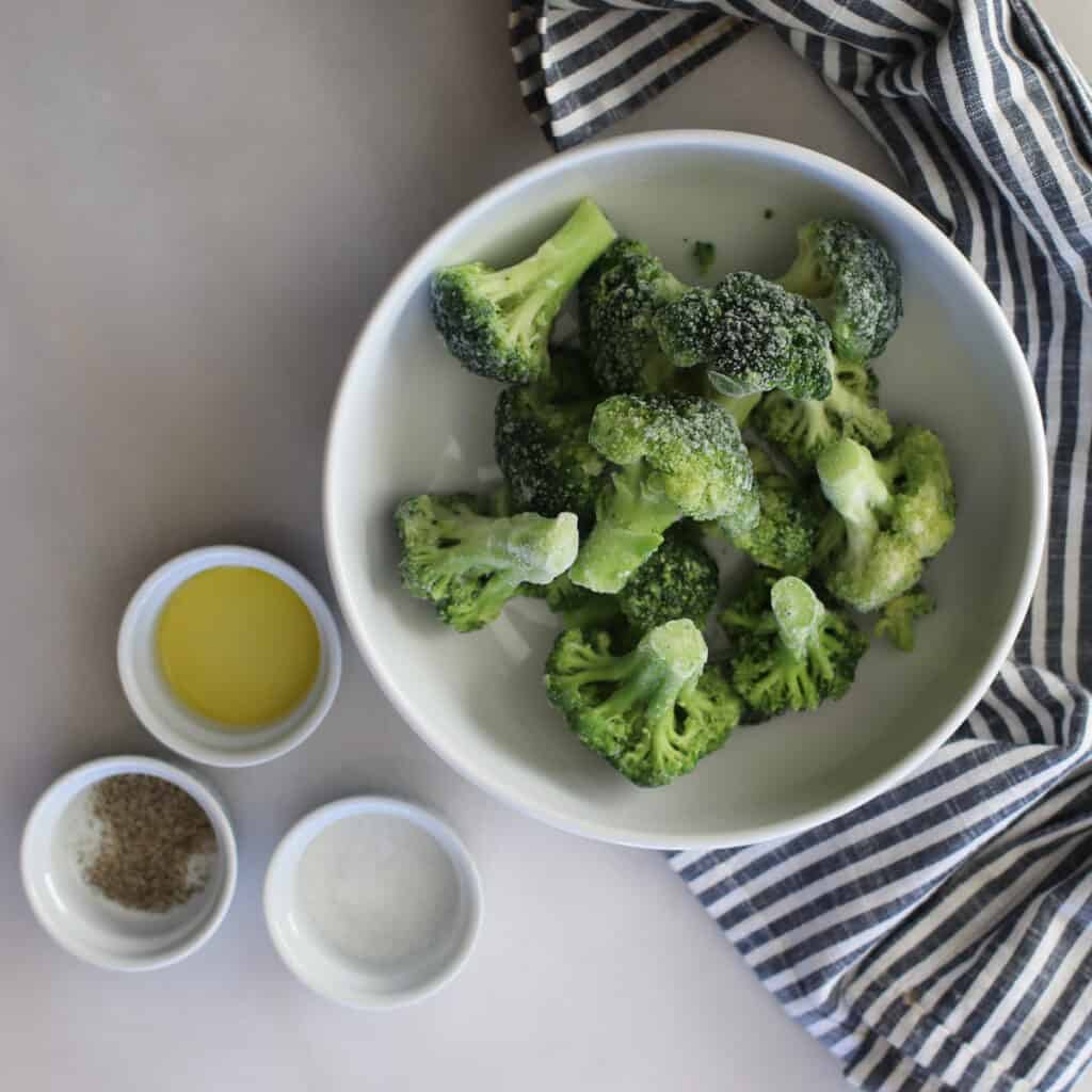 air fryer frozen broccoli with oil and parmesan ingredients