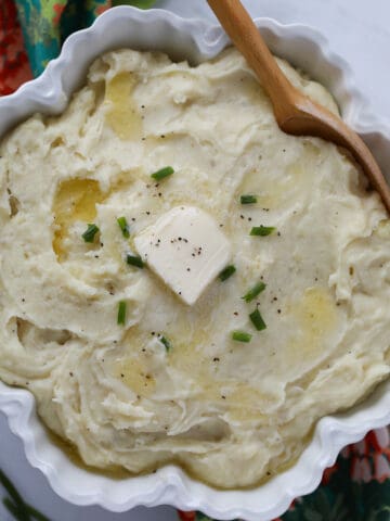 instapot mashed potatoes with melted butter and chives