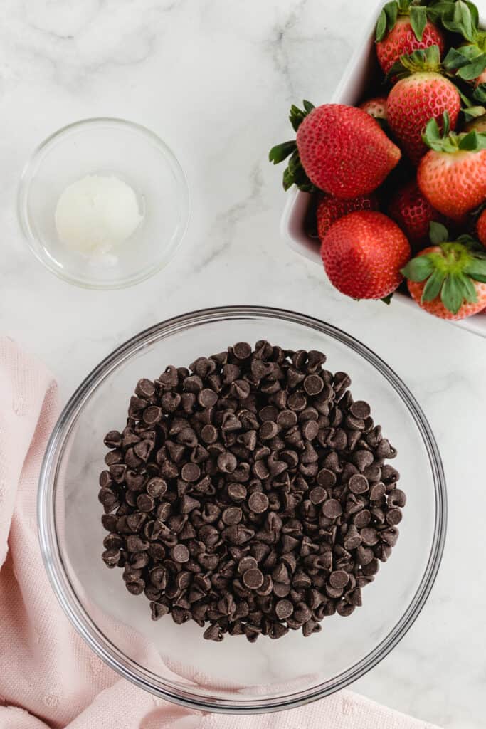 chocolate covered strawberries ingredients