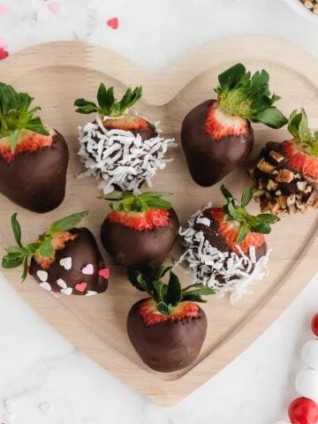 valentines chocolate strawberries on a heart shaped plate