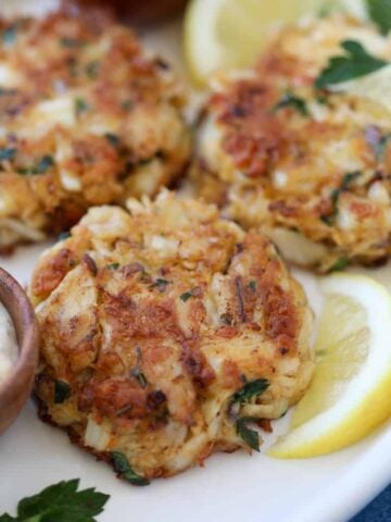 best dungeness crab cakes recipe easy and delicious recipe for crab cakes