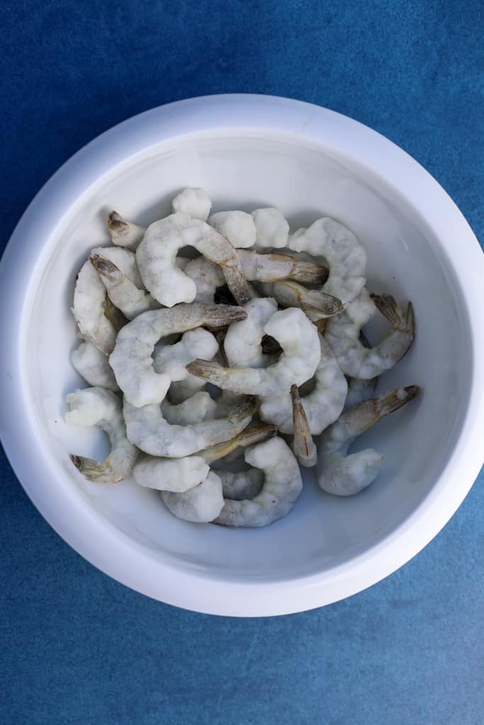 boil frozen shrimp in bowl