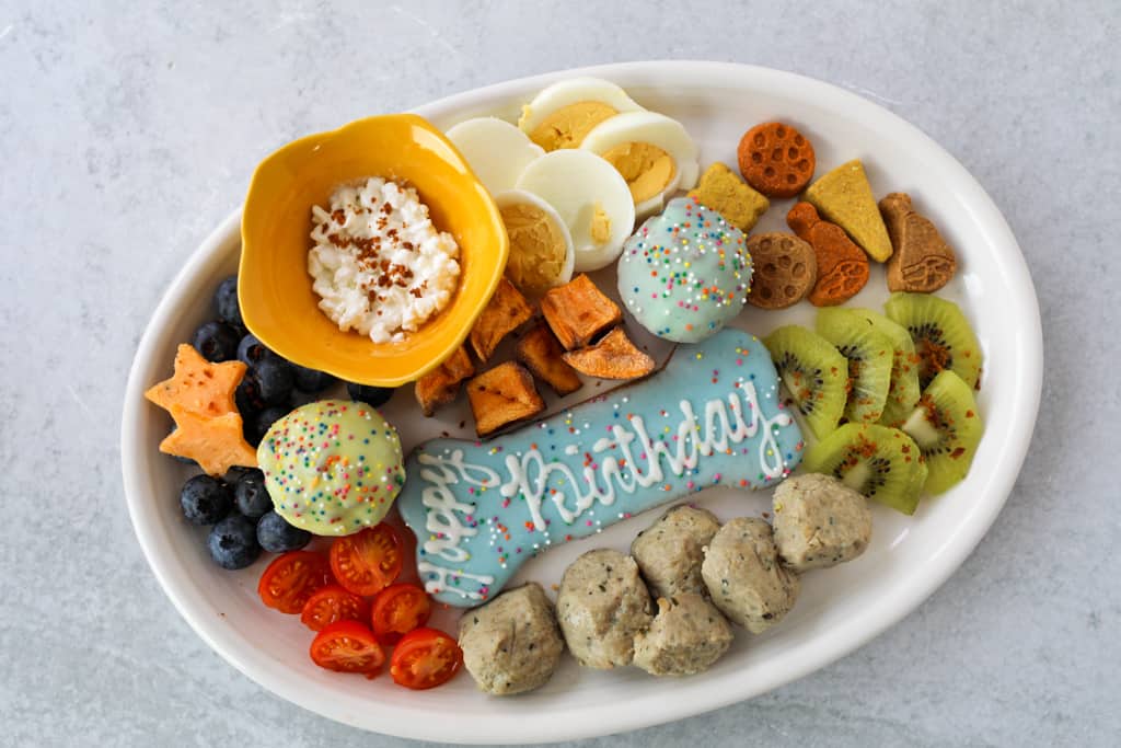charcuterie board for bdogs easy and fun recipe for dogs