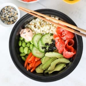 sushi salmon bowl top down view