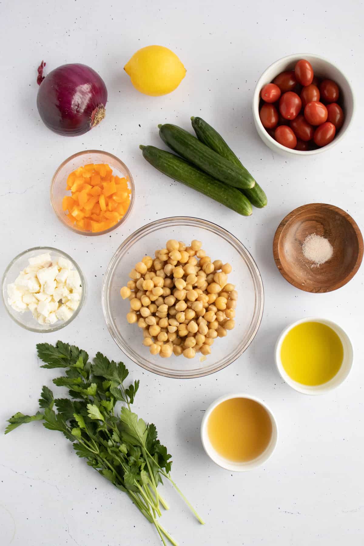 salad with chickpeas ingredients.