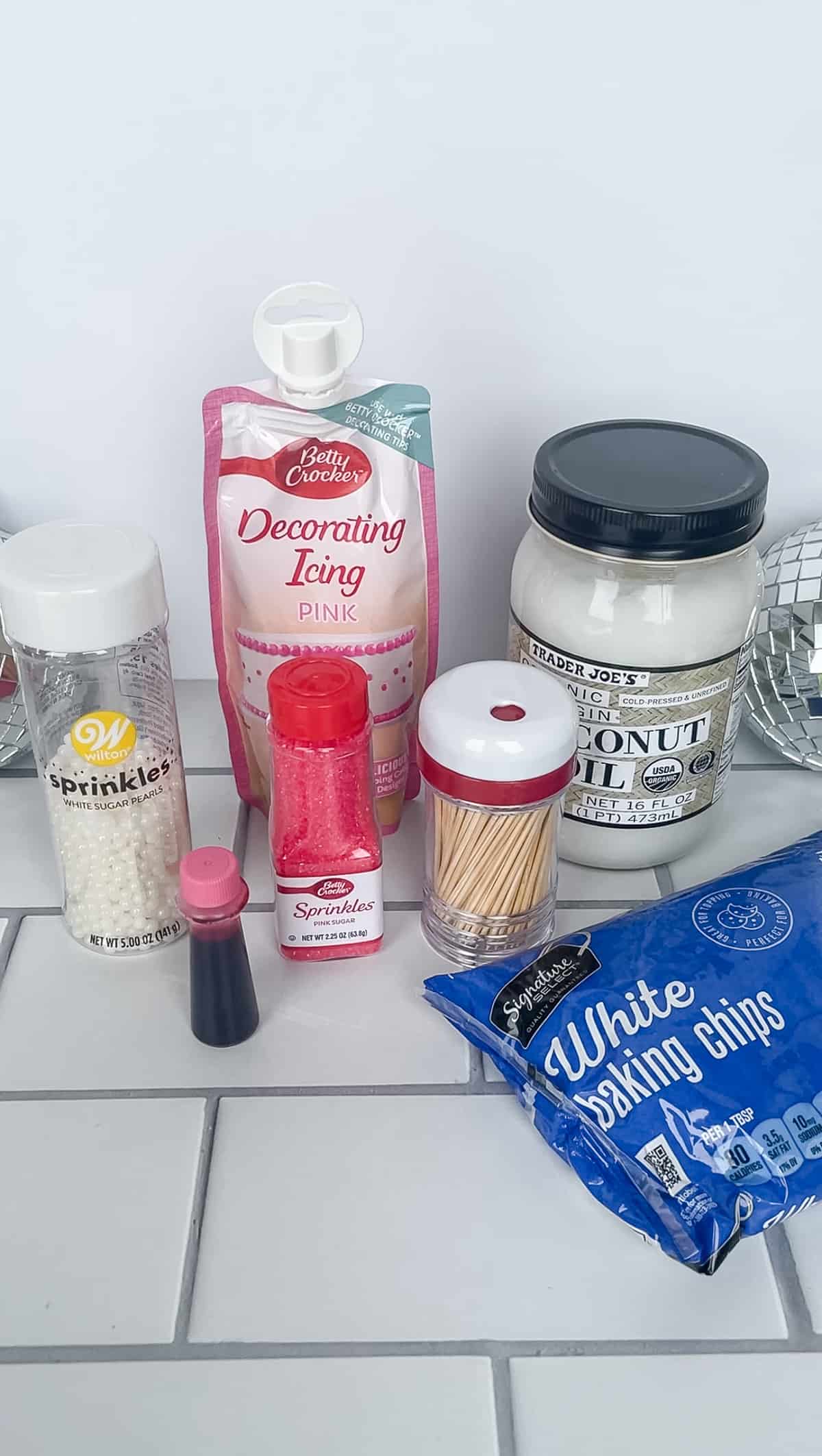 ingredients pink chocolate  dipped strawberries simple and easy 3