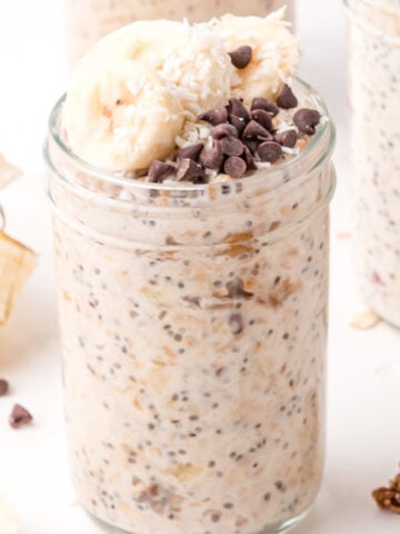close up of banana chia oats in a mason jar